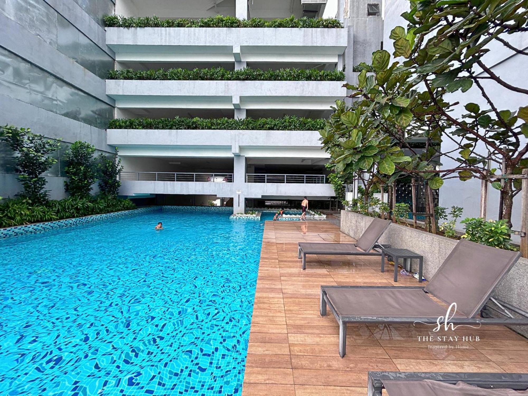 Neu Klcc By The Hub Apartment *